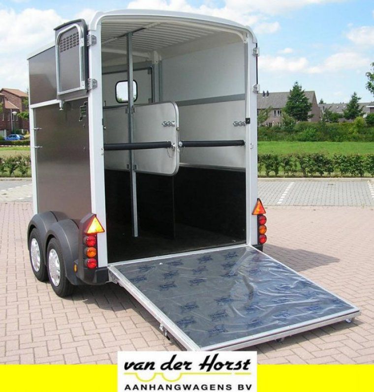 Ifor-Williams-HB506-paardstrailer-Van-Der-Horst